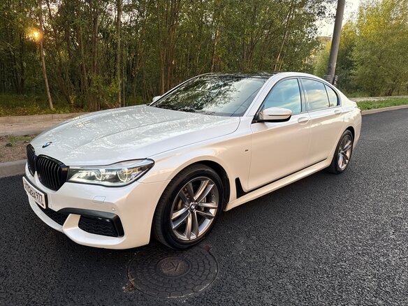 2018 BMW 7 серии 730i VI (G11/G12), белый - вид 1
