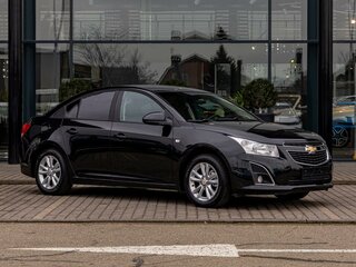 2013 Chevrolet Cruze I Рестайлинг, чёрный, 875000 рублей, вид 3