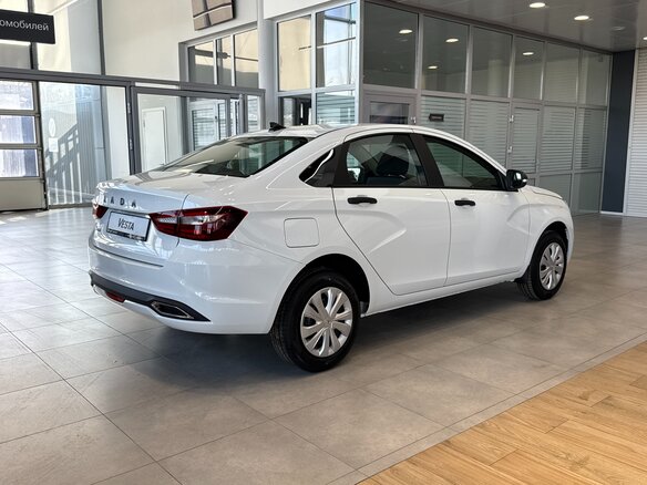 2026 Lada (ВАЗ) Vesta I Рестайлинг (NG), белый, 1581000 рублей - вид 5