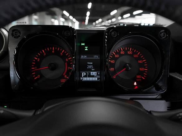 2025 Suzuki Jimny IV, синий, 4500000 рублей - вид 11