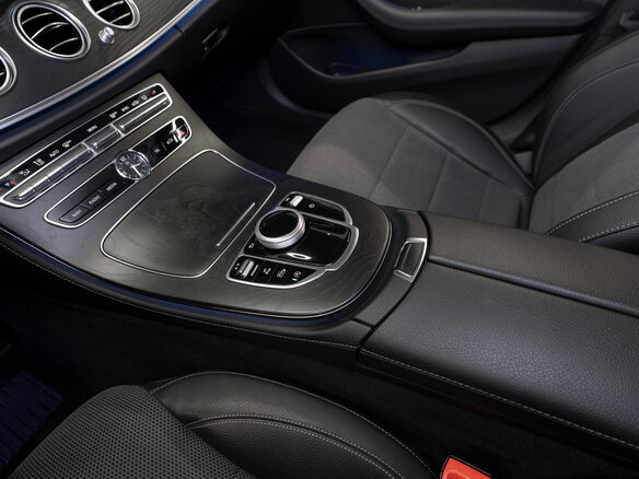 2017 Mercedes-Benz E-Класс 200 V (W213, S213, C238), чёрный, 3300000 рублей - вид 14
