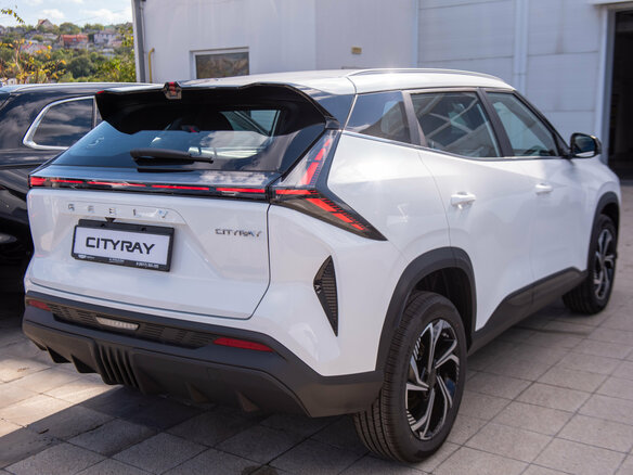 2025 Geely Cityray, белый, 3219990 рублей - вид 3