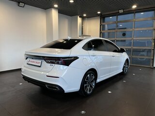 2023 Omoda S5, белый, 1450000 рублей, вид 3