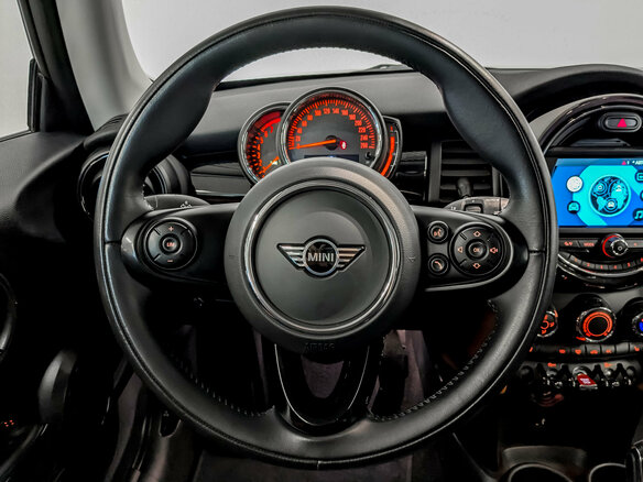 2020 Mini Hatch Cooper III (F55/F56) Рестайлинг, оранжевый, 2395000 рублей - вид 21