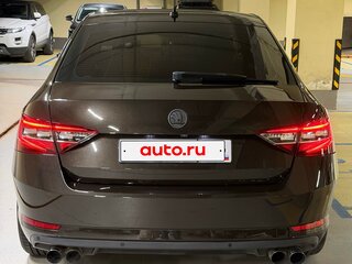 2016 Skoda Superb III, коричневый, 1690000 рублей, вид 5