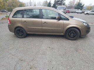 2013 Opel Zafira B Рестайлинг, бежевый, 900000 рублей, вид 5