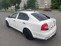 2011 Skoda Octavia II (A5) Рестайлинг, белый, 650000 рублей - вид 3