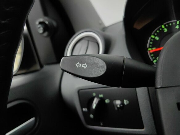 2007 Ford Fiesta Mk5, чёрный - вид 18
