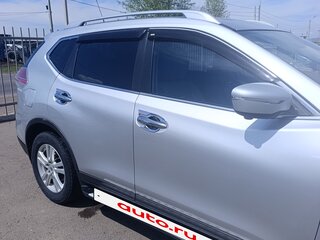 2015 Nissan X-Trail III, серебристый, 1400000 рублей, вид 2
