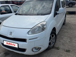 2013 Peugeot Partner II Рестайлинг, белый, 430000 рублей, вид 1