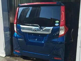2019 Toyota Roomy I, синий, 1150000 рублей, вид 3