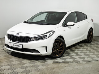 2018 Kia Cerato III Рестайлинг (Classic), белый, 1279700 рублей, вид 1