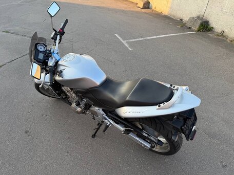 2006 Honda CB 600F Hornet, серебристый, 425000 рублей, вид 1