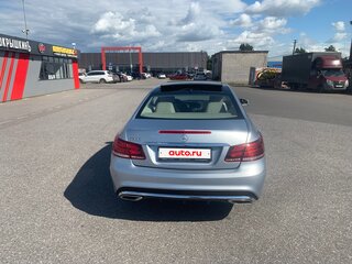2015 Mercedes-Benz E-Класс 200 IV (W212, S212, C207) Рестайлинг, серебристый, 1970000 рублей, вид 4