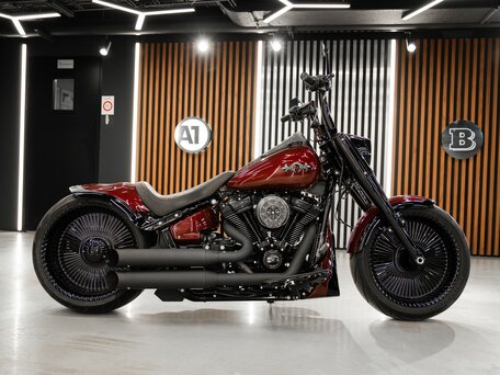 2023 Harley-Davidson Fat Boy, пурпурный, 6500000 рублей, вид 2