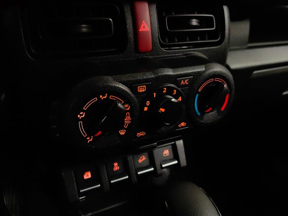2020 Suzuki Jimny IV, серый - вид 15