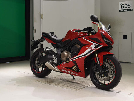 2020 Honda CBR 650R, красный, 850000 рублей, вид 3