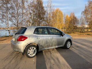 2008 Toyota Auris I, серебристый, 570000 рублей, вид 2