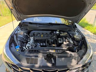 2022 Hyundai Elantra VII (CN7), серебристый, 1376000 рублей, вид 3