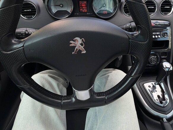 2012 Peugeot 308 I Рестайлинг, пурпурный, 690000 рублей - вид 12