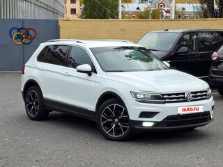 2017 Volkswagen Tiguan II, белый, 2140000 рублей, вид 2