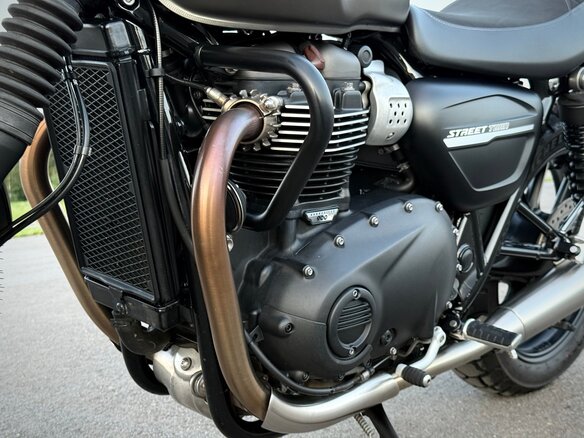 2020 Triumph Street Twin, серый, 805000 рублей - вид 21
