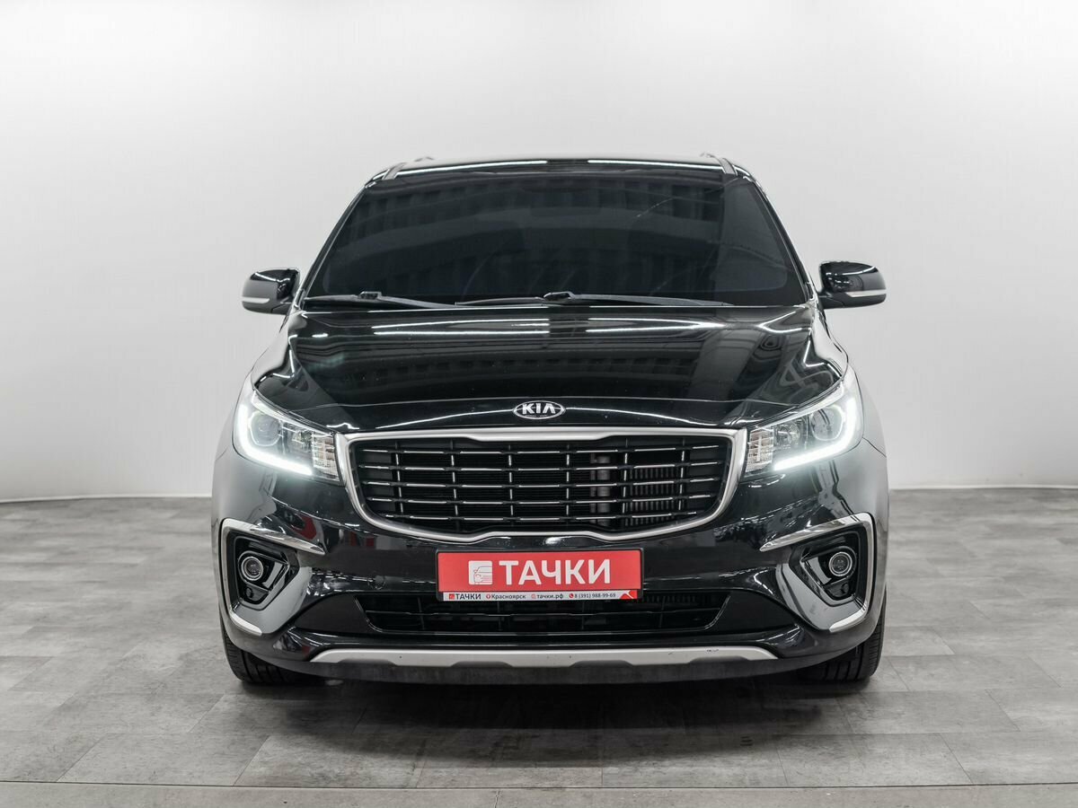 Открыть фотографии: Kia Carnival III