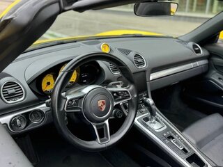 2019 Porsche Boxster IV 718 (982), жёлтый, 6200000 рублей, вид 5
