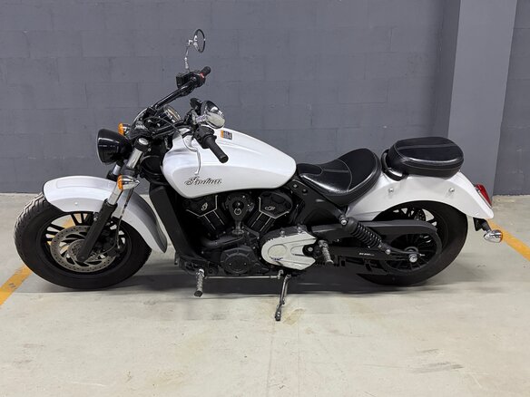 2016 Indian Scout, белый, 888000 рублей - вид 4