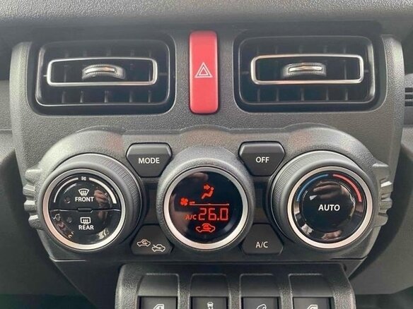 2025 Suzuki Jimny IV, бежевый, 2200000 рублей - вид 11