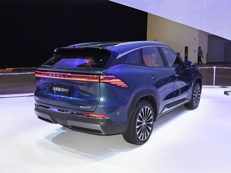 2026 Geely Galaxy M7, синий, 3840000 рублей, вид 4