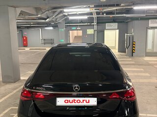2024 Mercedes-Benz E-Класс Long 300 L VI (W214, S214), чёрный, 7000000 рублей, вид 4