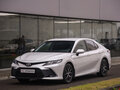 2021 Toyota Camry VIII (XV70) Рестайлинг, белый, 2499777 рублей - вид 2