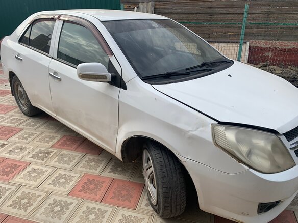 2013 Geely MK I Рестайлинг, белый, 180000 рублей - вид 3