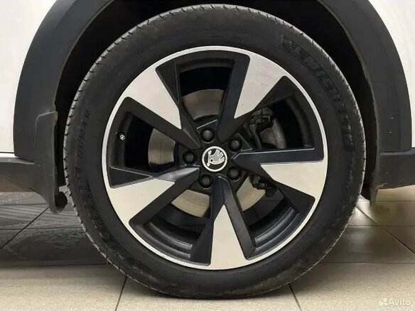 2017 Skoda Octavia Scout III (A7) Рестайлинг, белый, 2527000 рублей - вид 18