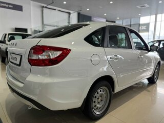 2026 Lada (ВАЗ) Granta I Рестайлинг, белый, 1098000 рублей, вид 2