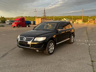 2007 Volkswagen Touareg I Рестайлинг, чёрный, 1190000 рублей, вид 2