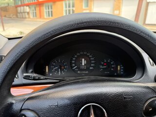 2009 Mercedes-Benz E-Класс 200 NGT III (W211, S211) Рестайлинг, чёрный, 750000 рублей, вид 4
