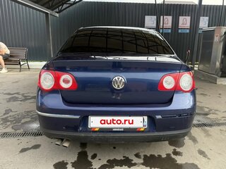 2010 Volkswagen Passat B6, синий, 580000 рублей, вид 5