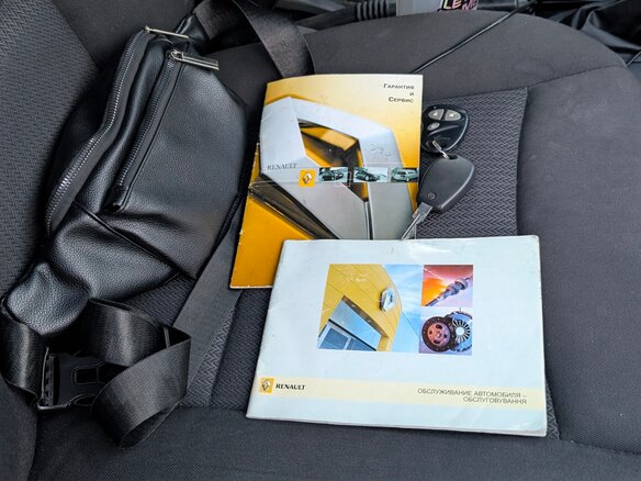 2007 Renault Logan I, серый, 360000 рублей - вид 10