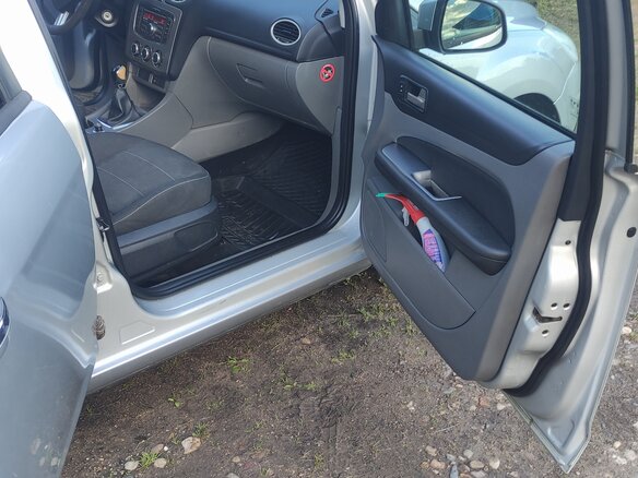 2011 Ford Focus II Рестайлинг, серебристый, 575000 рублей - вид 23