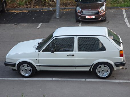 1987 Volkswagen Golf II, белый, 900000 рублей, вид 2