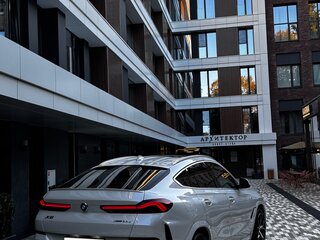 2022 BMW X6 30d III (G06), белый, 7890000 рублей, вид 5