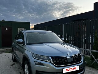 2017 Skoda Kodiaq I, серый, 2000000 рублей, вид 3