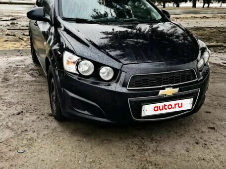 2013 Chevrolet Aveo II, чёрный, 680000 рублей, вид 2
