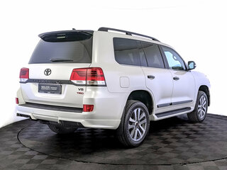2020 Toyota Land Cruiser 200 Series Рестайлинг 2, белый, 8620000 рублей, вид 5