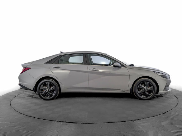 2021 Hyundai Elantra VII (CN7), серый, 1620000 рублей - вид 3