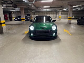 2023 Mini Clubman Cooper S ALL4 II Рестайлинг, зелёный, 4199999 рублей, вид 3