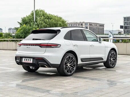 2023 Porsche Macan I Рестайлинг 2, белый, 5940000 рублей, вид 4