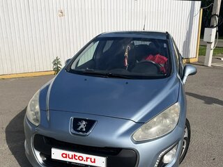 2011 Peugeot 308 I Рестайлинг, серый, 390000 рублей, вид 3